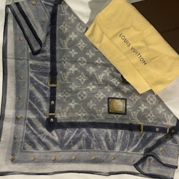 LOUIS VUITTON Denim Marine Bandana - Picture 1 of 3